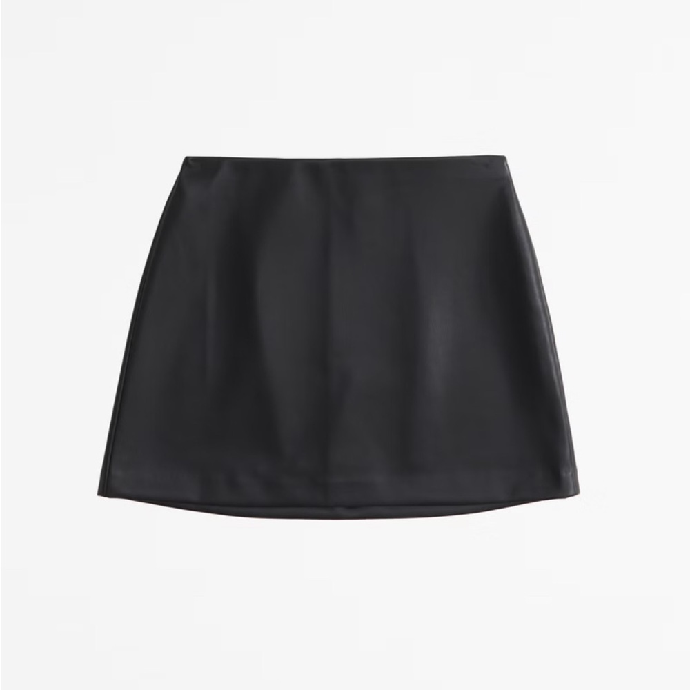 Abercrombie & Fitch Black Mini Skirt - Picture 2 of 2